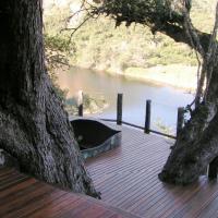 Red Gum Stepped Deck with Jacuzi.jpg